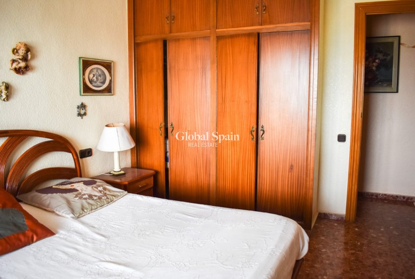 Wederverkoop - Appartement - Flat -
TORREVIEJA - Torrevieja Centro