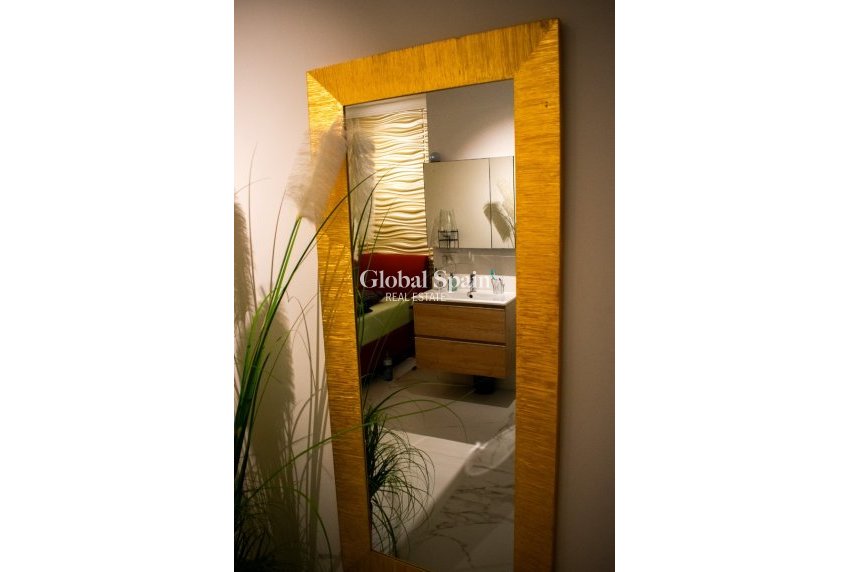 Wederverkoop - Appartement - Flat -
TORREVIEJA - Torrevieja Centro