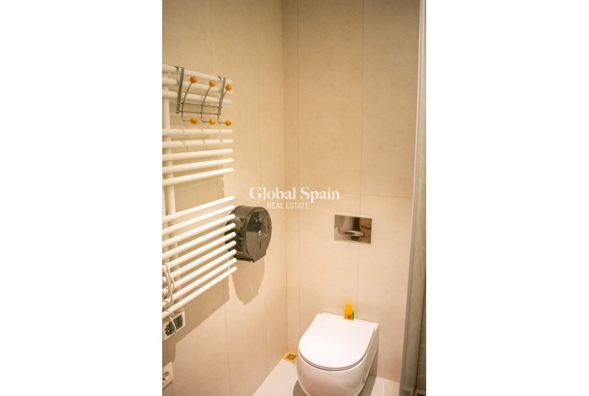 Wederverkoop - Appartement - Flat -
TORREVIEJA - Torrevieja Centro