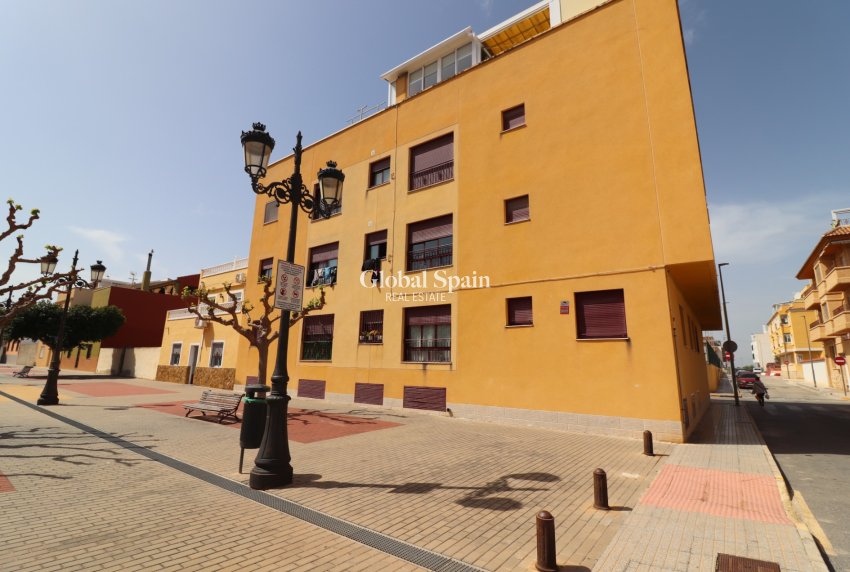 Wederverkoop - APPARTEMENT -
Formentera del Segura - Formentera - Village