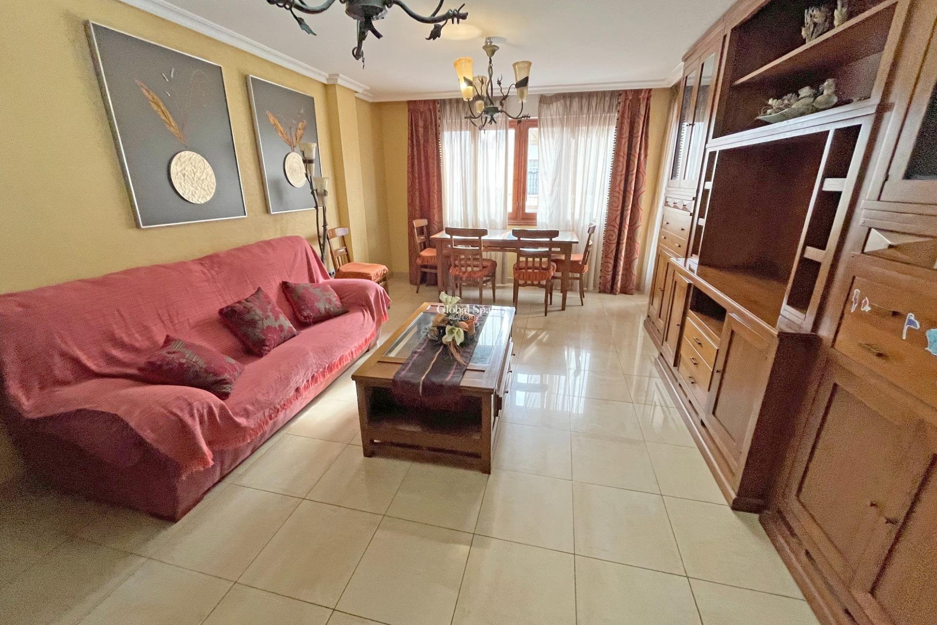 Wederverkoop - APPARTEMENT -
FORMENTERA DEL SEGURA - Palacios