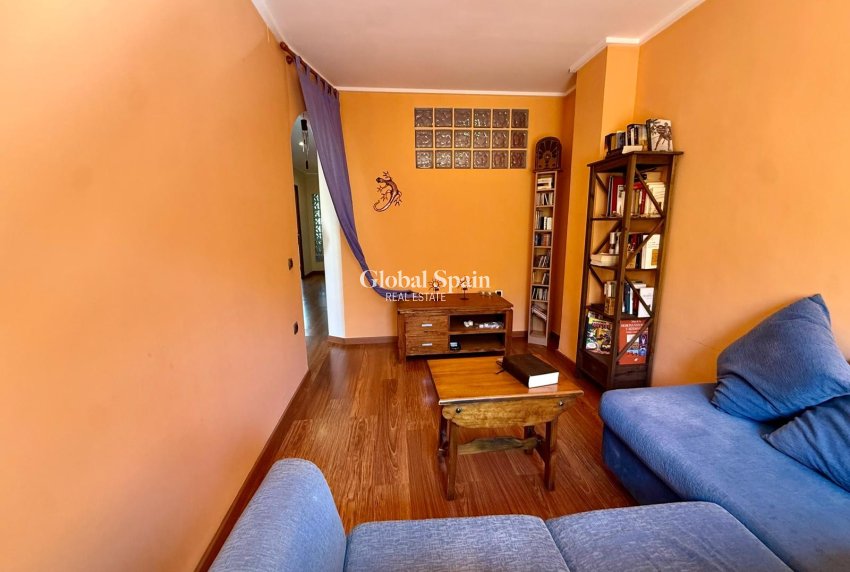 Wederverkoop - APPARTEMENT -
GATA DE GORGOS - Gata de Gorgos