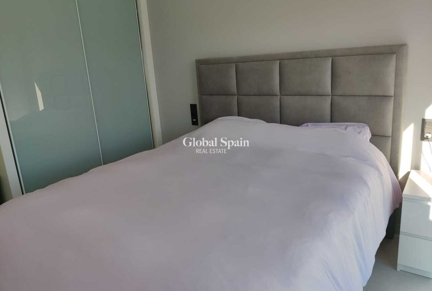 Wederverkoop - APPARTEMENT -
GUARDAMAR DEL SEGURA - Costa Blanca