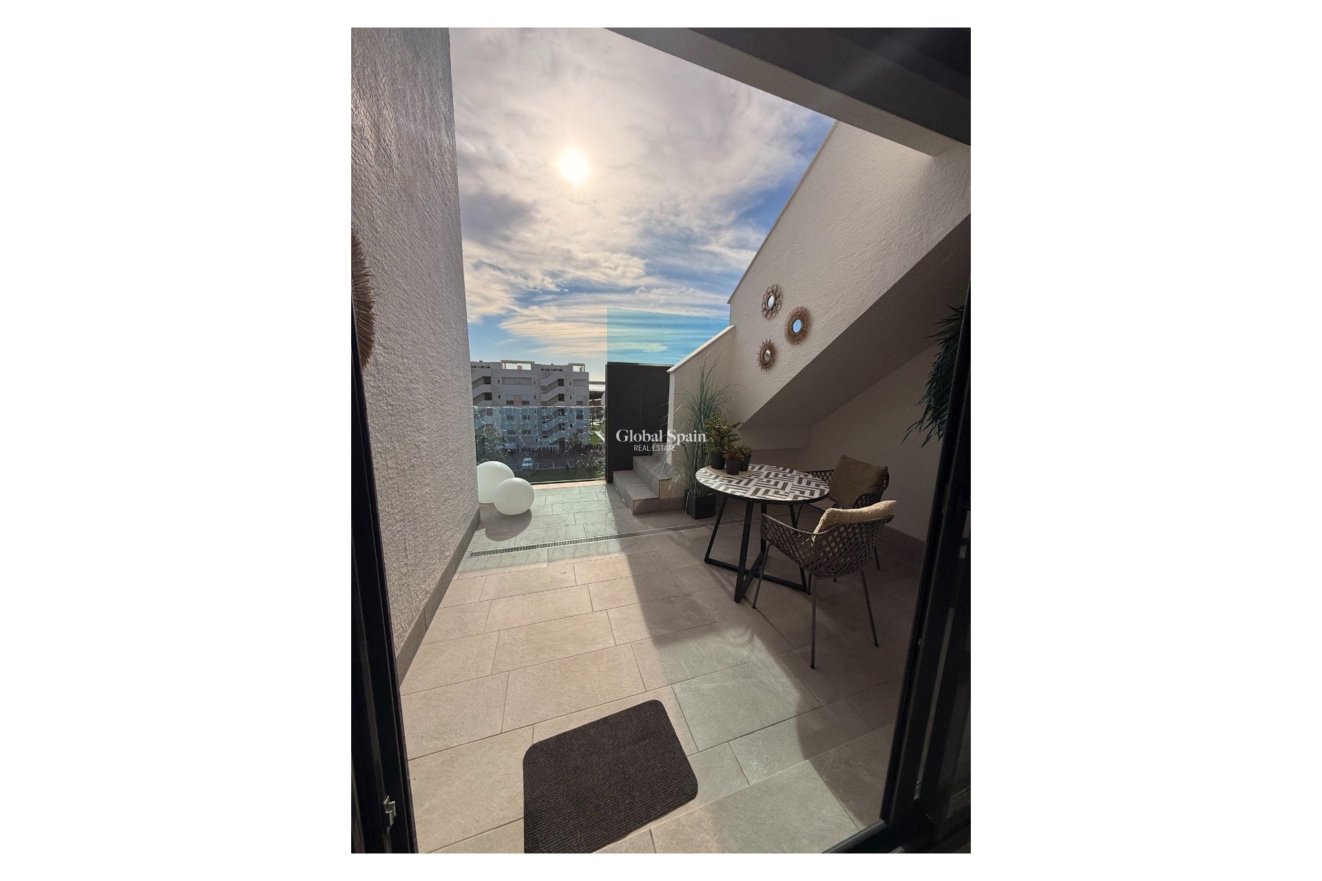 Wederverkoop - APPARTEMENT -
GUARDAMAR DEL SEGURA - Costa Blanca