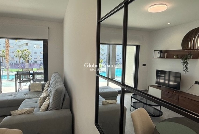 Wederverkoop - APPARTEMENT -
GUARDAMAR DEL SEGURA - Costa Blanca