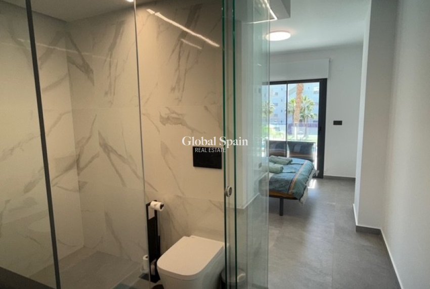 Wederverkoop - APPARTEMENT -
GUARDAMAR DEL SEGURA - Costa Blanca