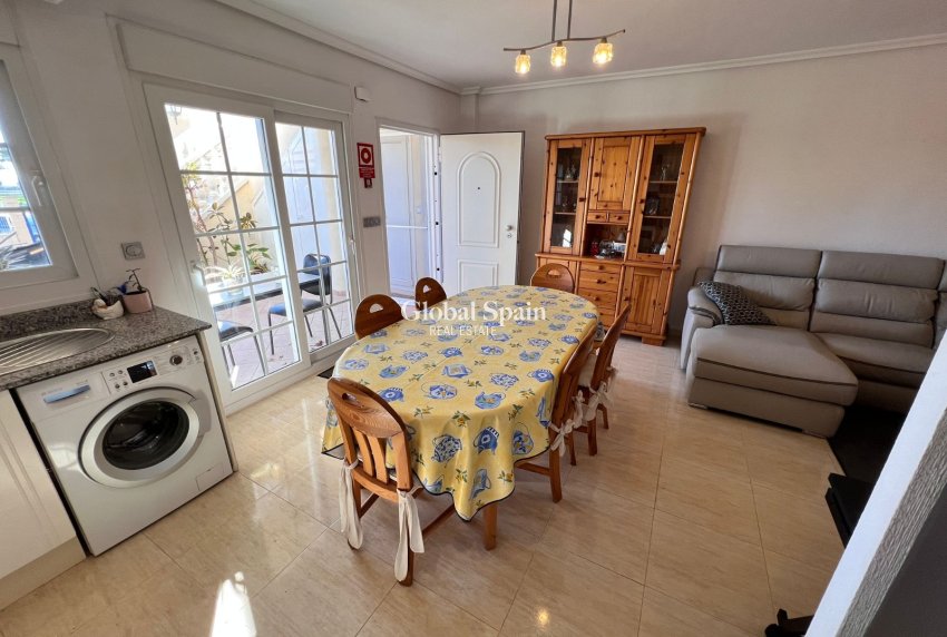 Wederverkoop - APPARTEMENT -
GUARDAMAR DEL SEGURA - Costa Blanca