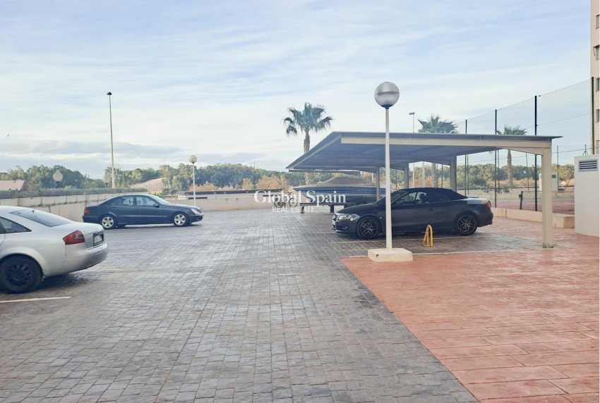 Wederverkoop - APPARTEMENT -
GUARDAMAR DEL SEGURA - Costa Blanca