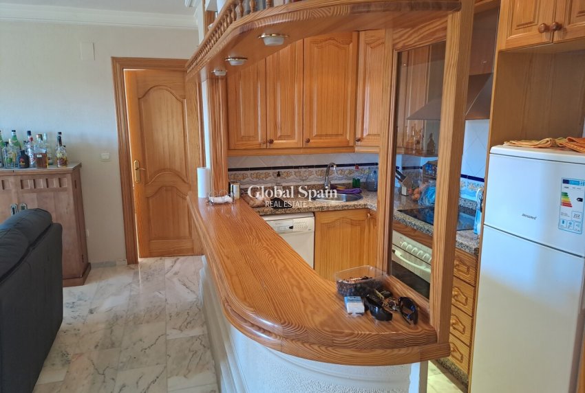 Wederverkoop - APPARTEMENT -
GUARDAMAR DEL SEGURA - Costa Blanca