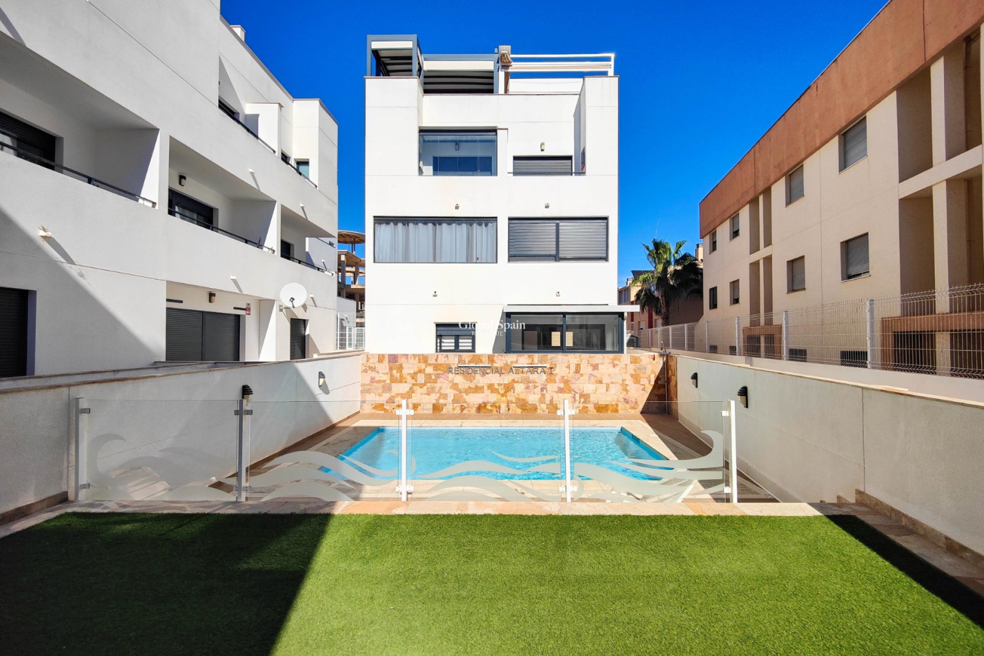 Wederverkoop - APPARTEMENT -
GUARDAMAR DEL SEGURA - Costa Blanca