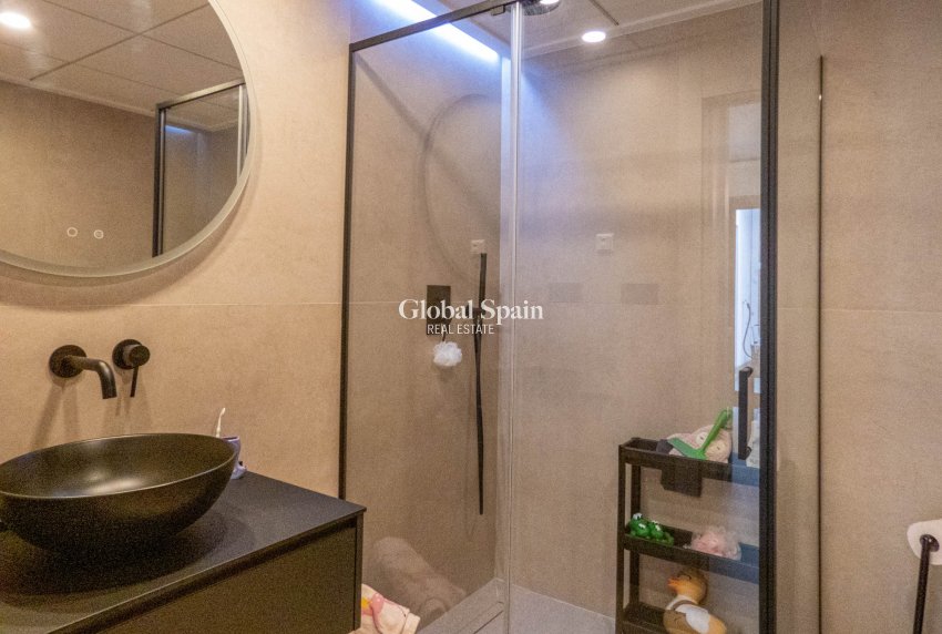 Wederverkoop - APPARTEMENT -
GUARDAMAR DEL SEGURA - Costa Blanca