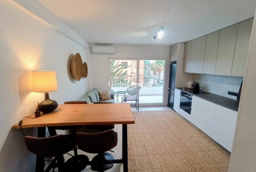Wederverkoop - APPARTEMENT -
GUARDAMAR DEL SEGURA - Costa Blanca