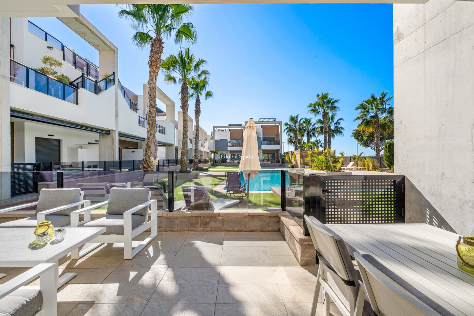 Wederverkoop - APPARTEMENT -
GUARDAMAR DEL SEGURA - Costa Blanca