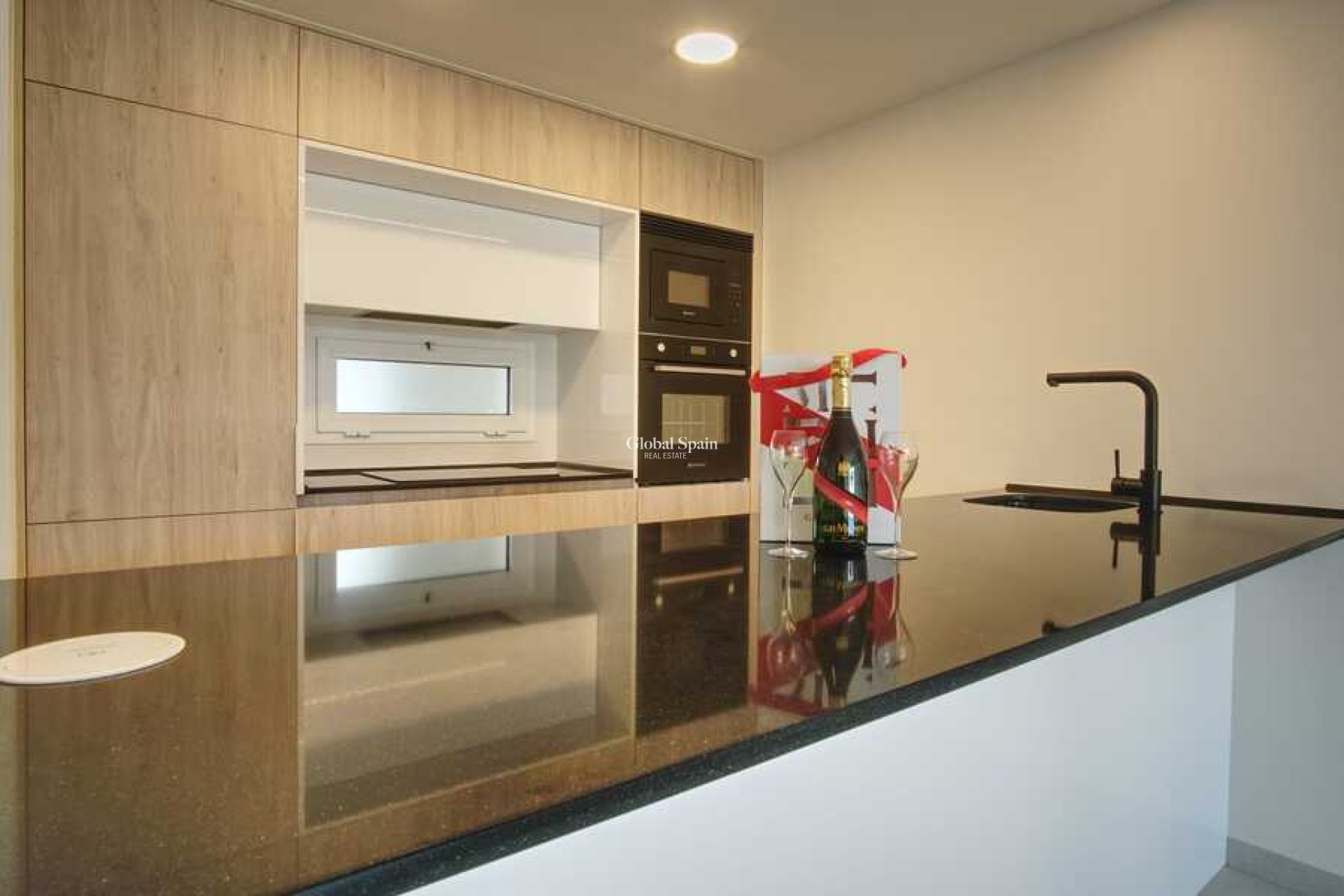 Wederverkoop - APPARTEMENT -
GUARDAMAR DEL SEGURA - Costa Blanca