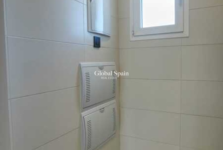 Wederverkoop - APPARTEMENT -
GUARDAMAR DEL SEGURA - Costa Blanca