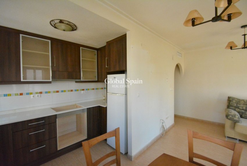 Wederverkoop - APPARTEMENT -
GUARDAMAR DEL SEGURA - Costa Blanca