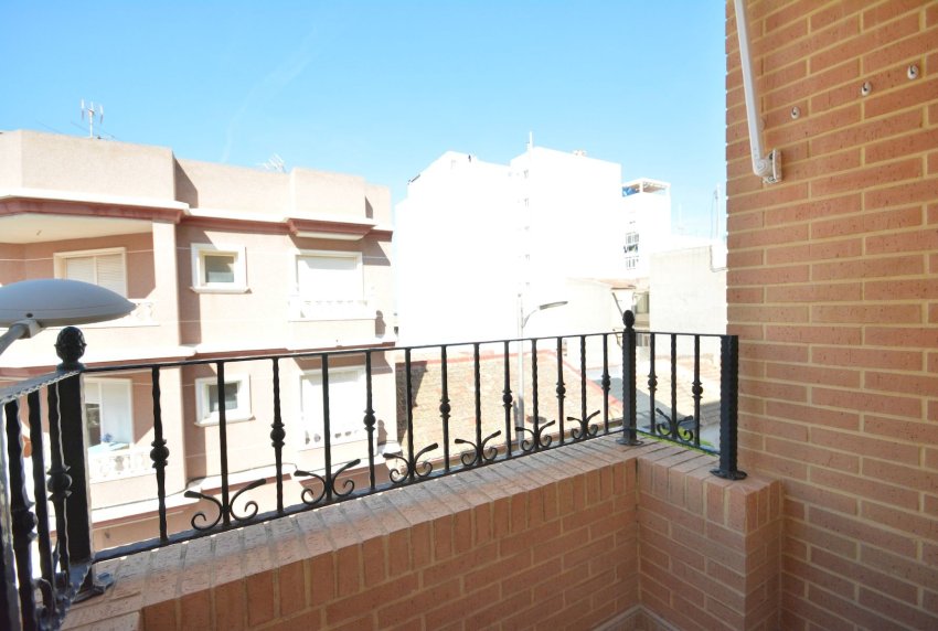 Wederverkoop - APPARTEMENT -
GUARDAMAR DEL SEGURA - Costa Blanca