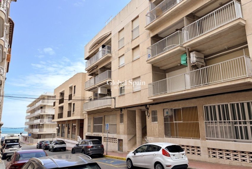 Wederverkoop - APPARTEMENT -
GUARDAMAR DEL SEGURA - Costa Blanca