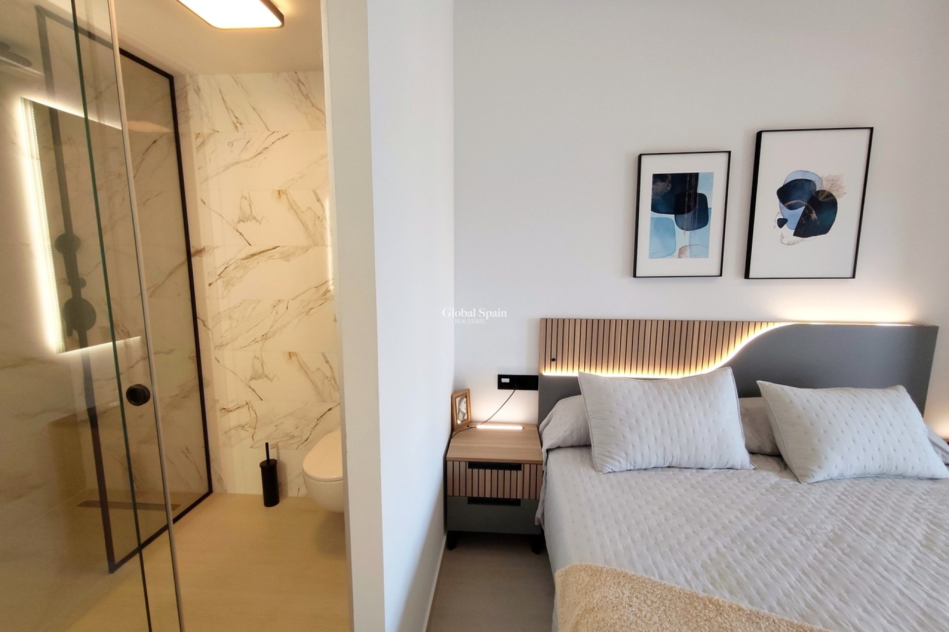 Wederverkoop - APPARTEMENT -
GUARDAMAR DEL SEGURA - Costa Blanca