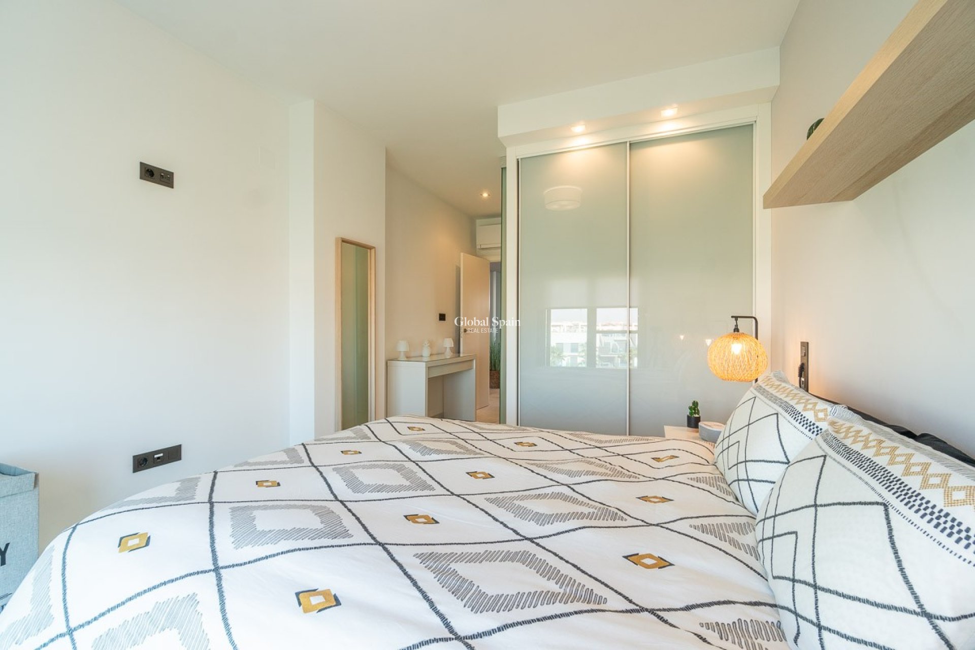 Wederverkoop - APPARTEMENT -
GUARDAMAR DEL SEGURA - Costa Blanca