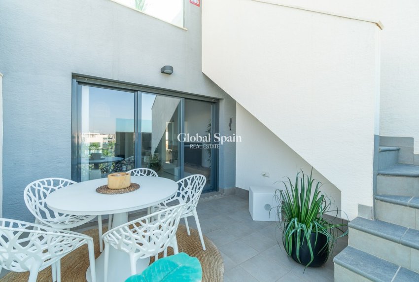 Wederverkoop - APPARTEMENT -
GUARDAMAR DEL SEGURA - Costa Blanca