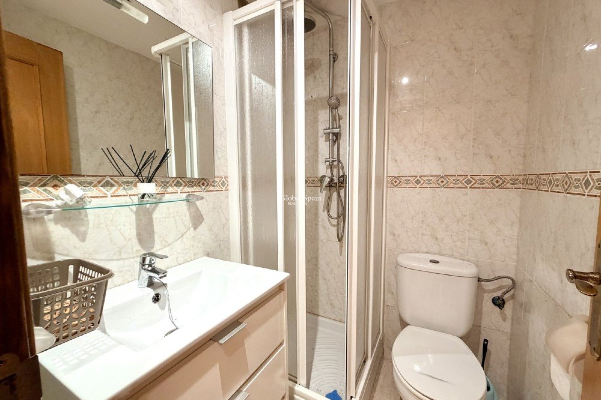 Wederverkoop - APPARTEMENT -
GUARDAMAR DEL SEGURA - Costa Blanca