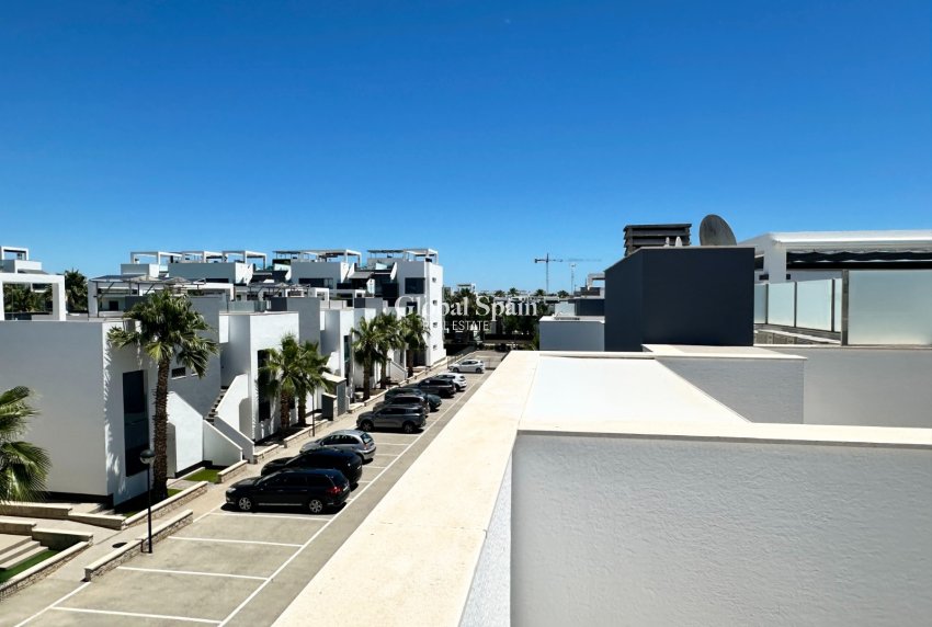 Wederverkoop - APPARTEMENT -
GUARDAMAR DEL SEGURA - Costa Blanca