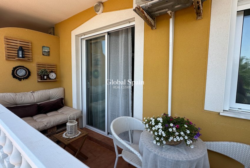 Wederverkoop - APPARTEMENT -
GUARDAMAR DEL SEGURA - Costa Blanca