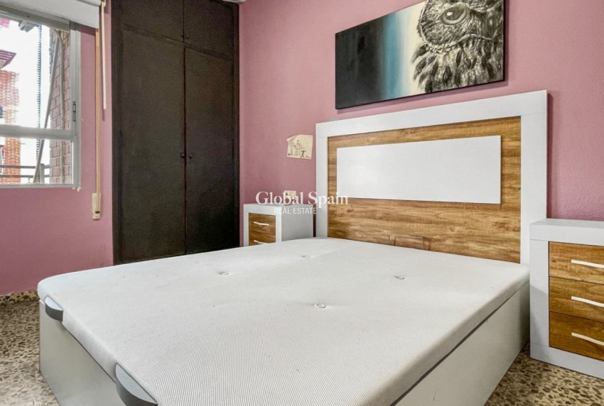 Wederverkoop - APPARTEMENT -
GUARDAMAR DEL SEGURA - Costa Blanca