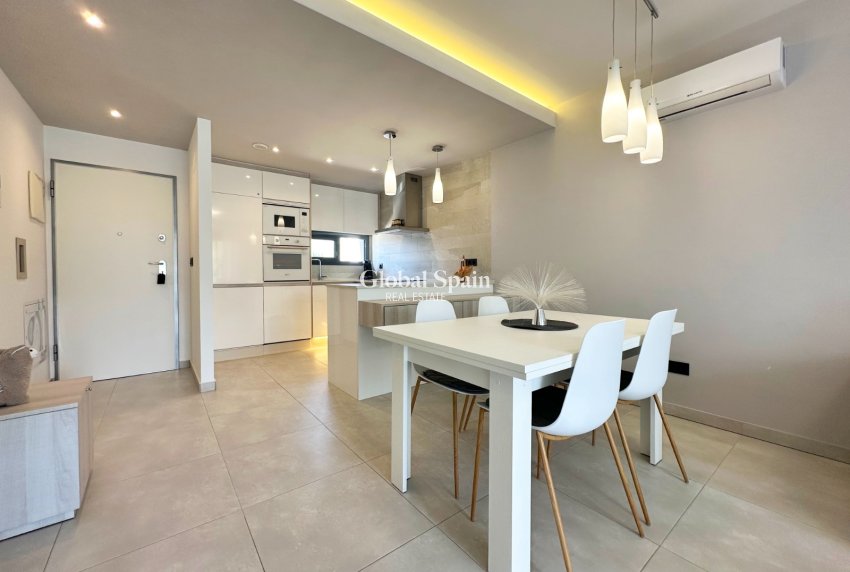 Wederverkoop - APPARTEMENT -
GUARDAMAR DEL SEGURA - Costa Blanca