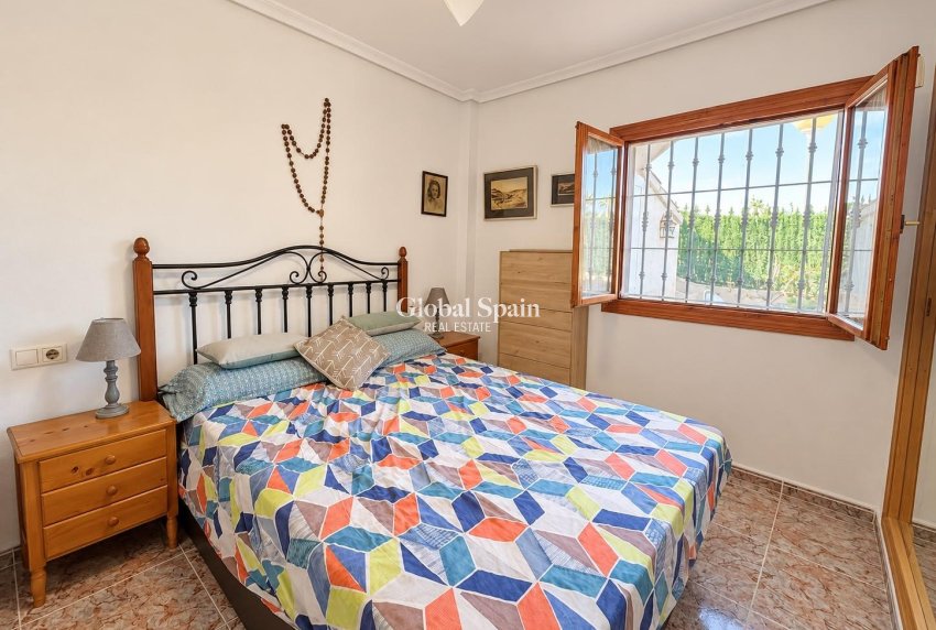 Wederverkoop - APPARTEMENT -
GUARDAMAR DEL SEGURA - El moncayo
