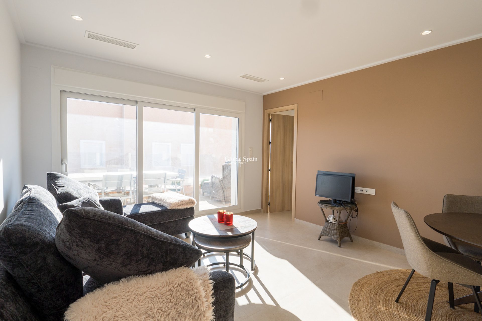 Wederverkoop - APPARTEMENT -
GUARDAMAR DEL SEGURA - El Raso