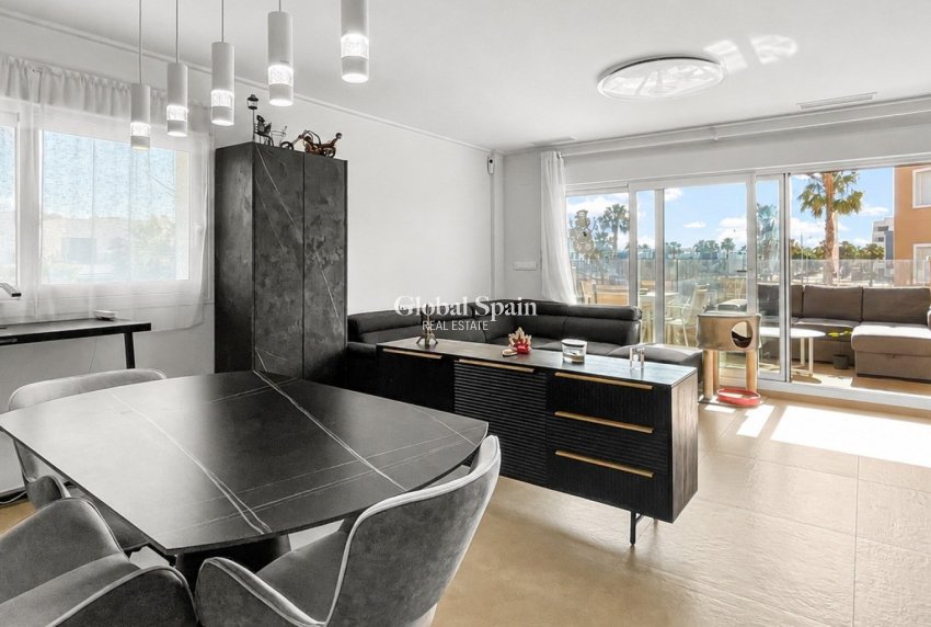 Wederverkoop - APPARTEMENT -
GUARDAMAR DEL SEGURA - EL RASO