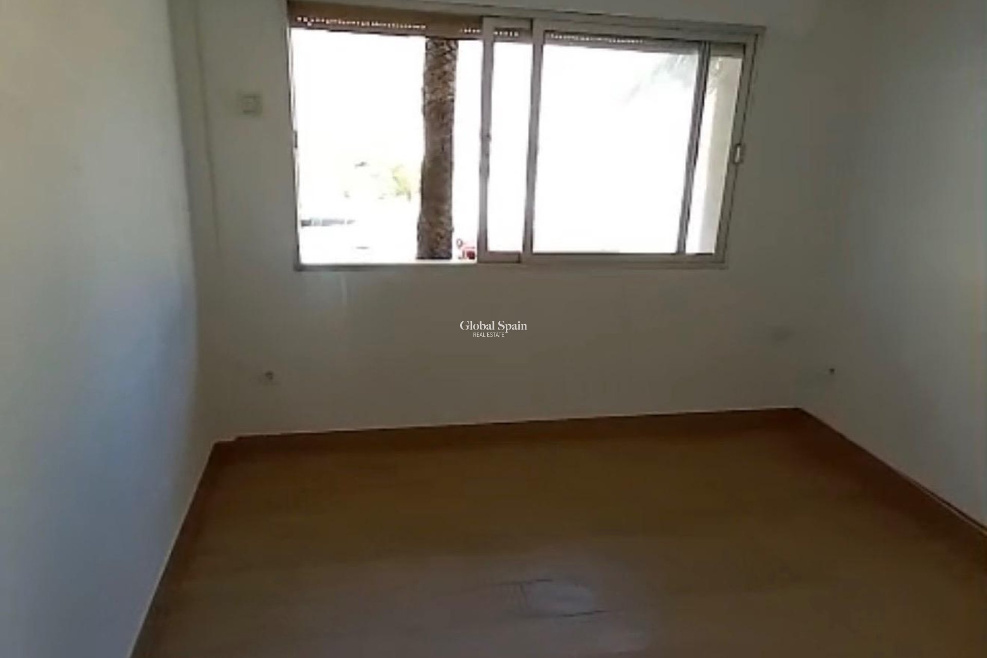 Wederverkoop - APPARTEMENT -
GUARDAMAR DEL SEGURA - Guardamar Playa