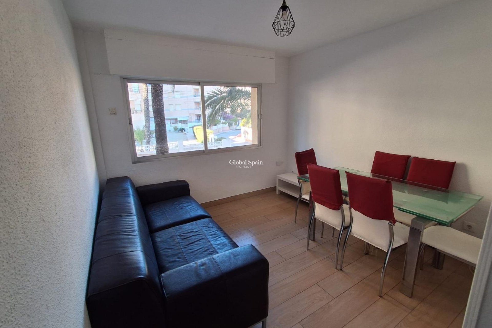 Wederverkoop - APPARTEMENT -
GUARDAMAR DEL SEGURA - Guardamar Playa