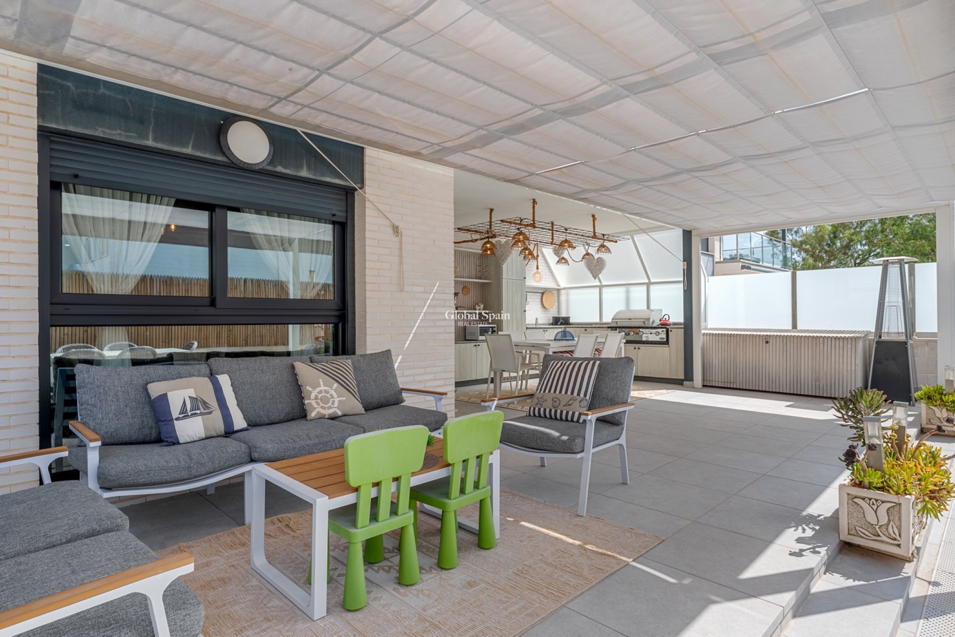 Wederverkoop - APPARTEMENT -
GUARDAMAR DEL SEGURA - Guardamar
