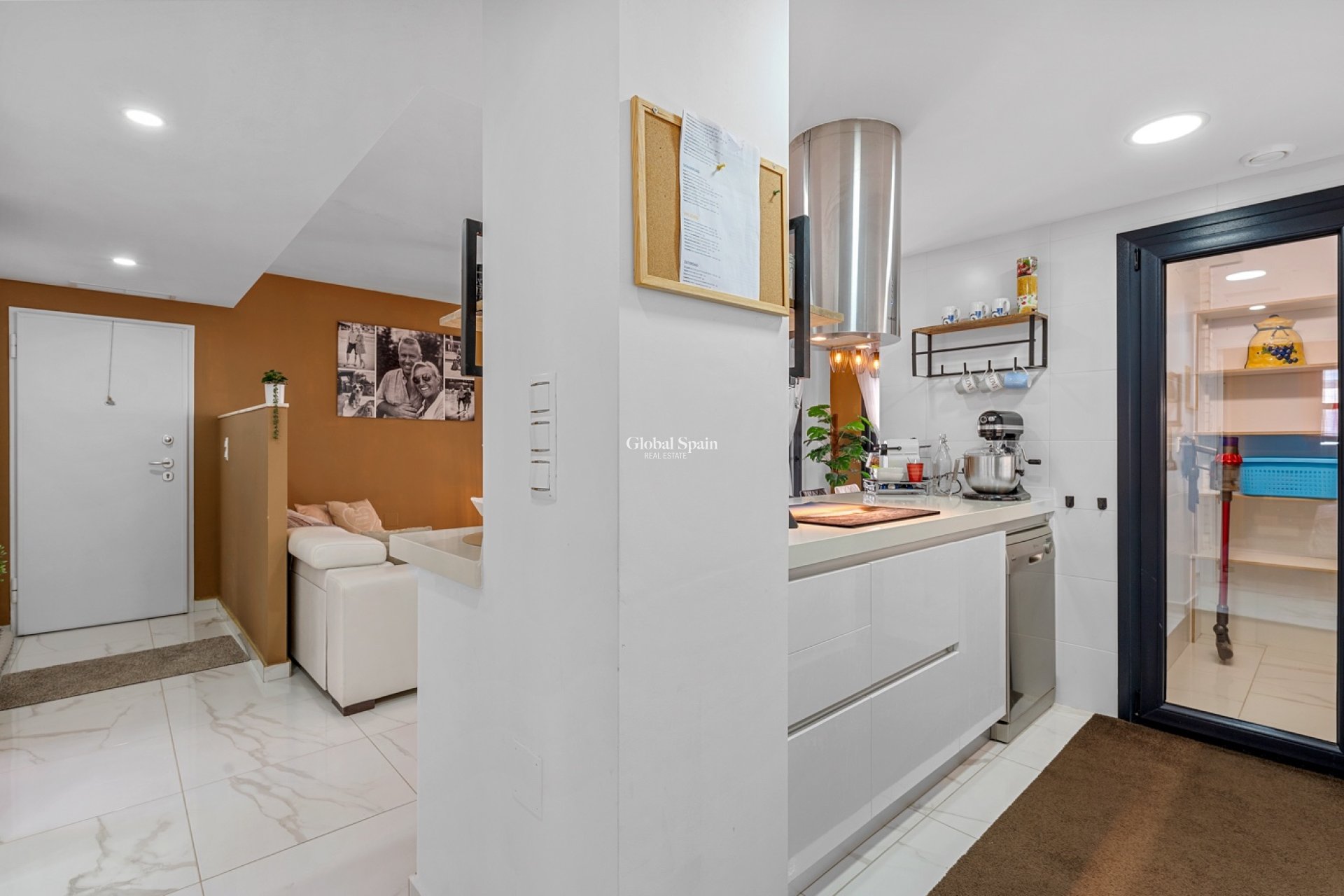 Wederverkoop - APPARTEMENT -
GUARDAMAR DEL SEGURA - Guardamar