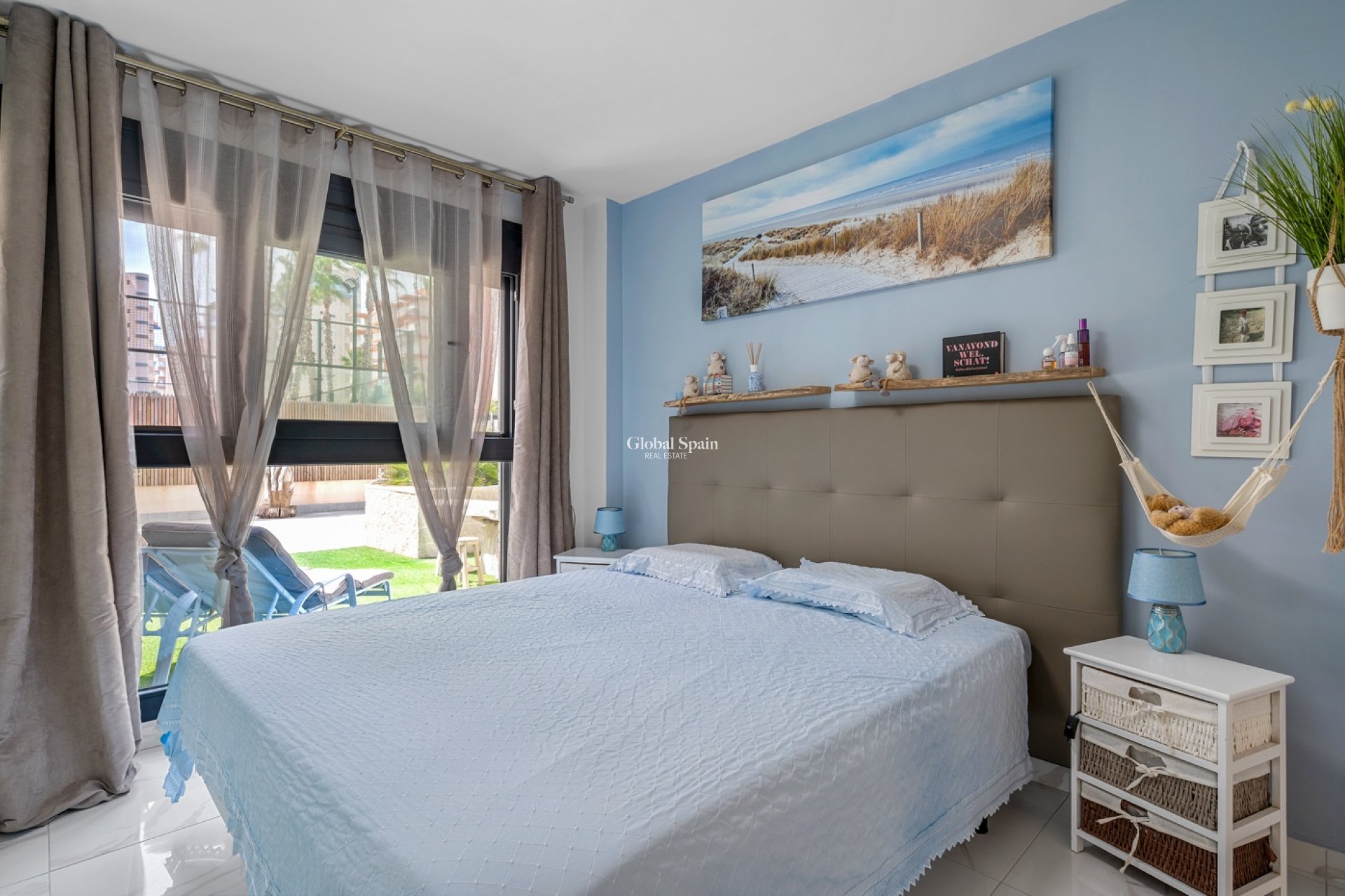 Wederverkoop - APPARTEMENT -
GUARDAMAR DEL SEGURA - Guardamar