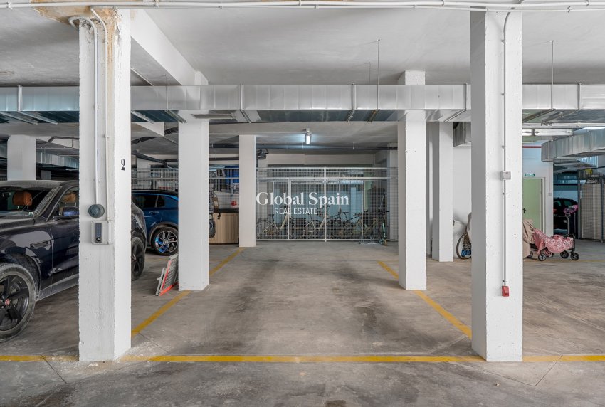 Wederverkoop - APPARTEMENT -
GUARDAMAR DEL SEGURA - Guardamar
