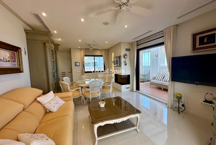 Wederverkoop - APPARTEMENT -
GUARDAMAR DEL SEGURA - Marjal Beach