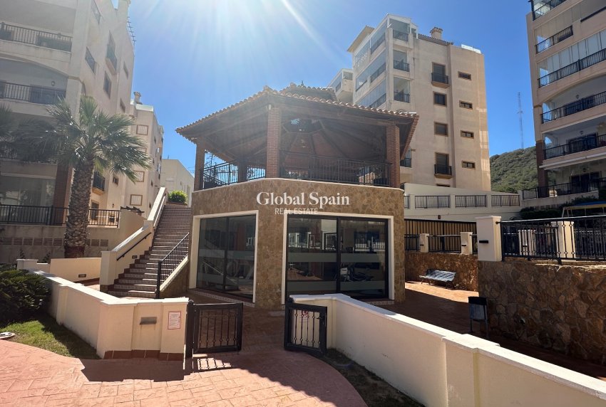 Wederverkoop - APPARTEMENT -
GUARDAMAR DEL SEGURA - Marjal Beach