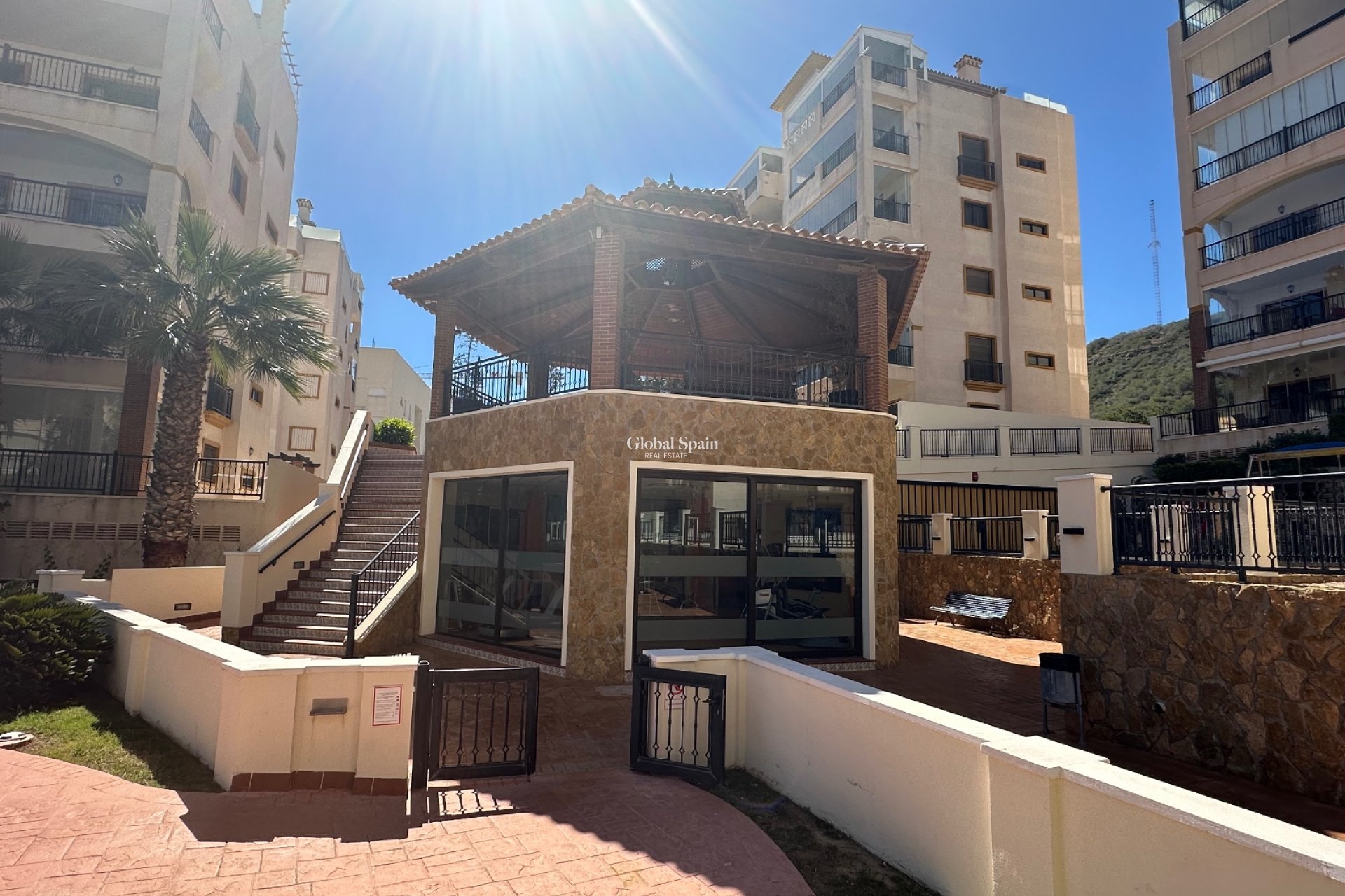 Wederverkoop - APPARTEMENT -
GUARDAMAR DEL SEGURA - Marjal Beach