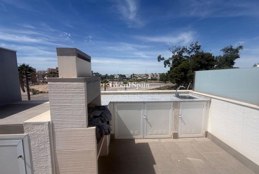 Wederverkoop - APPARTEMENT -
GUARDAMAR DEL SEGURA - Oasis Beach