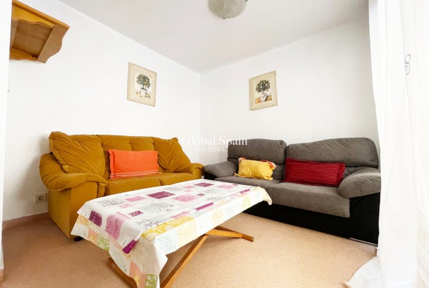 Wederverkoop - APPARTEMENT -
GUARDAMAR DEL SEGURA - Playa