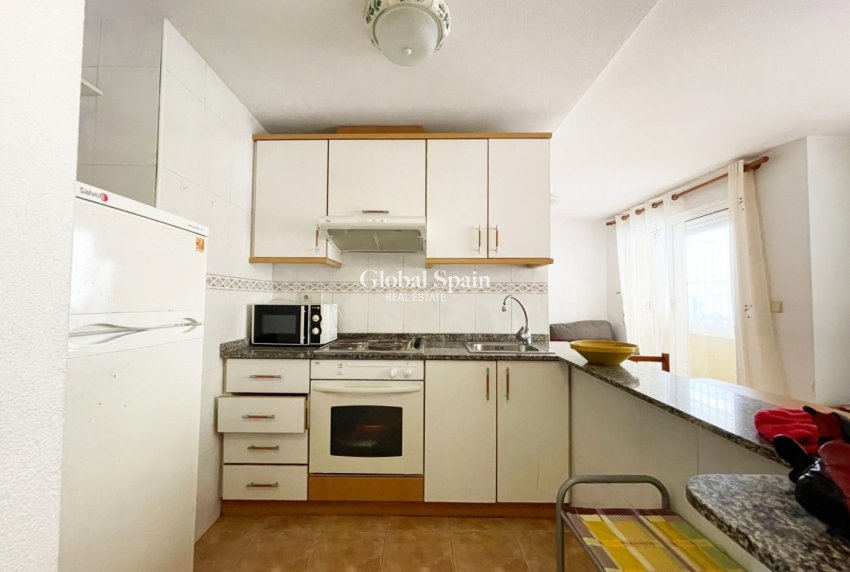 Wederverkoop - APPARTEMENT -
GUARDAMAR DEL SEGURA - Playa