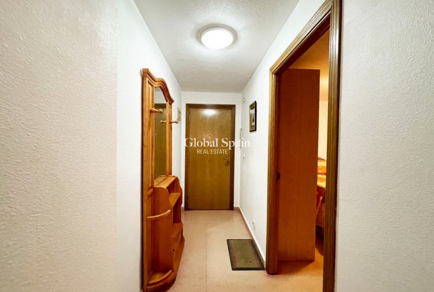 Wederverkoop - APPARTEMENT -
GUARDAMAR DEL SEGURA - Playa