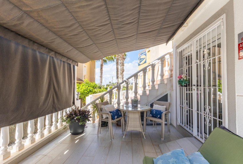 Wederverkoop - APPARTEMENT -
GUARDAMAR DEL SEGURA - Urbanizaciones