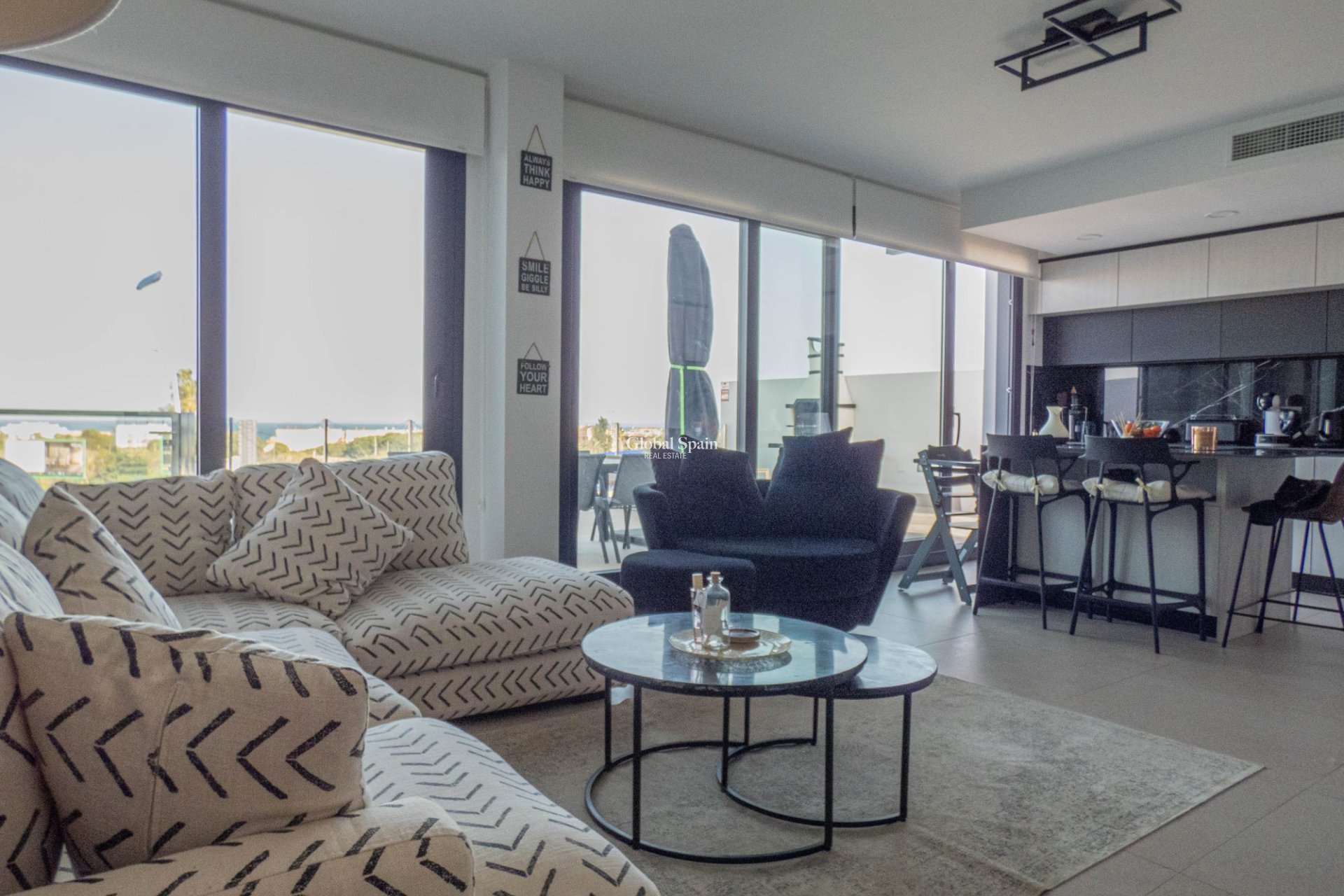 Wederverkoop - APPARTEMENT -
GUARDAMAR DEL SEGURA