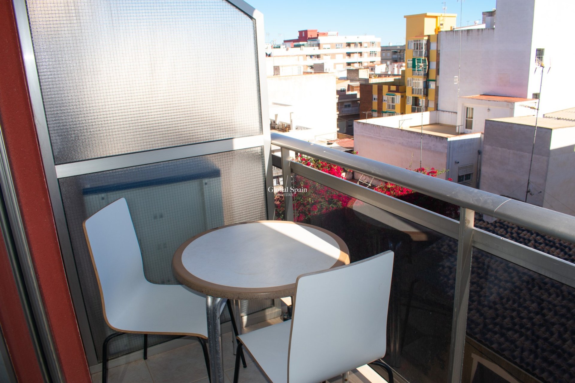 Wederverkoop - APPARTEMENT -
GUARDAMAR DEL SEGURA