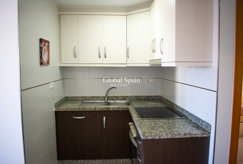 Wederverkoop - APPARTEMENT -
GUARDAMAR DEL SEGURA